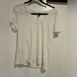 Alexander and‎ David white t-shirt size small